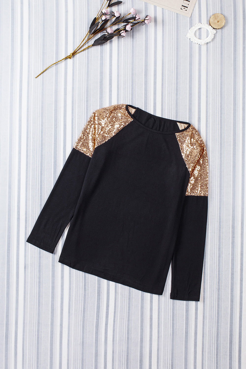 Black and Gold Raglan Sleeve Sequin Top Pullover Long Sleeve Shirt