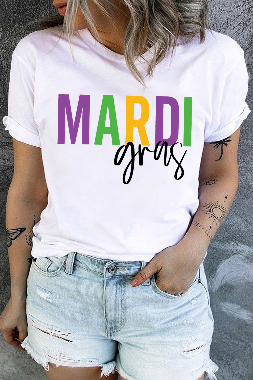 White Mardi Gras Letter Graphic Plus Size T Shirt