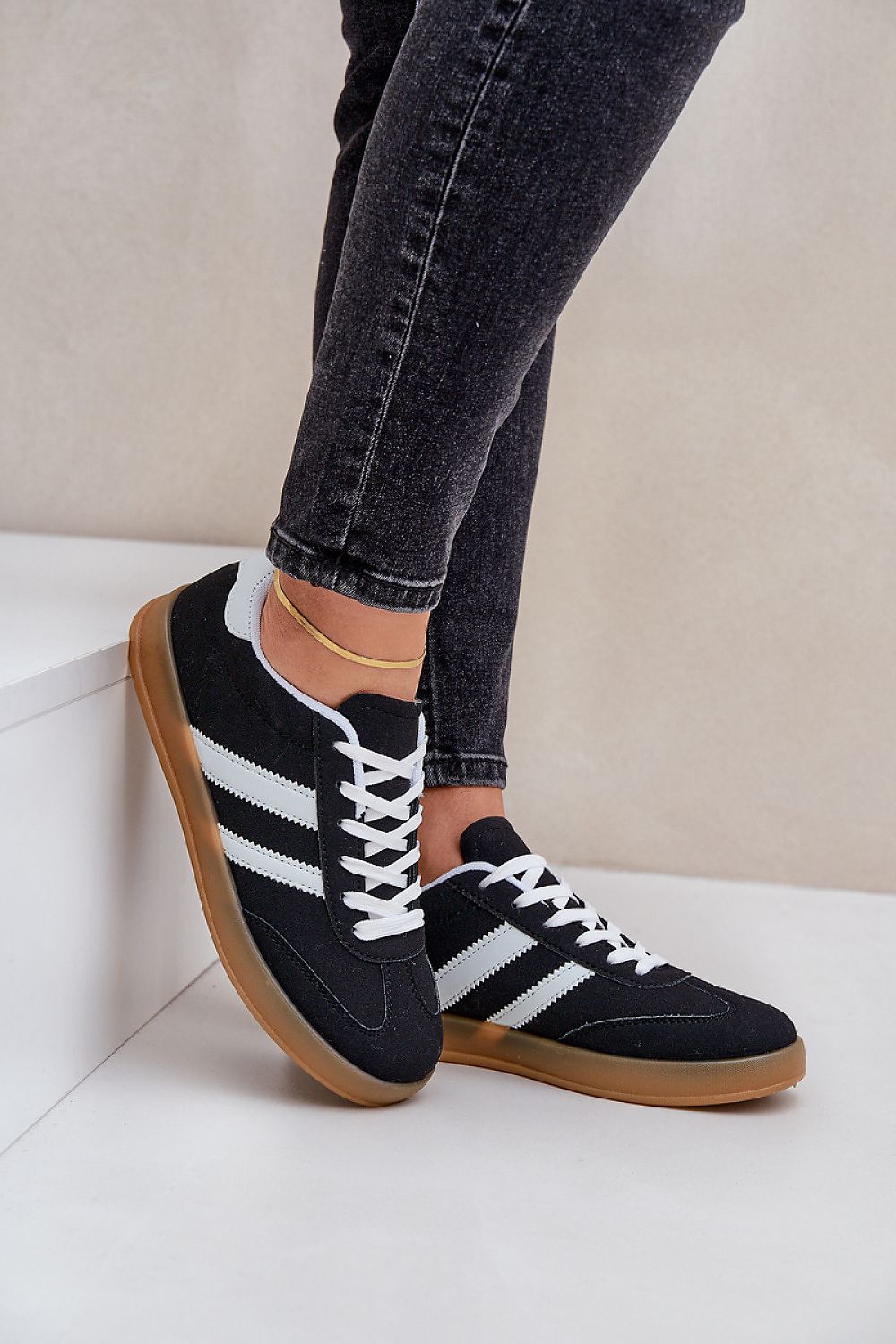 Black Fashion Sneakers