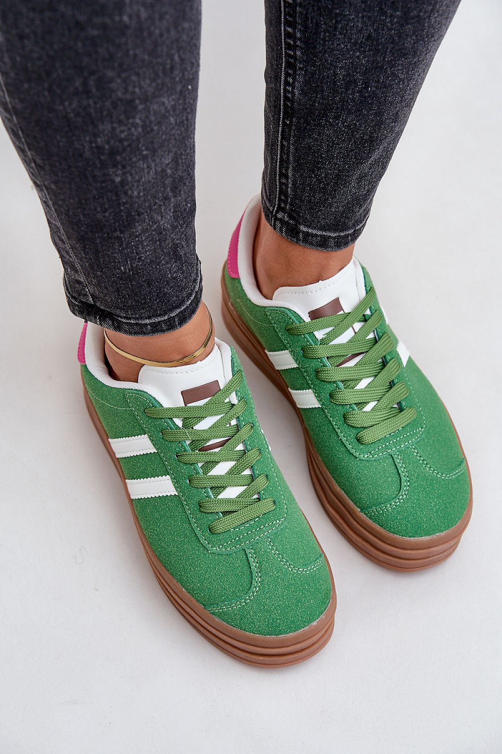 Kelly Green/Hot Pink accent Fashion Sneakers