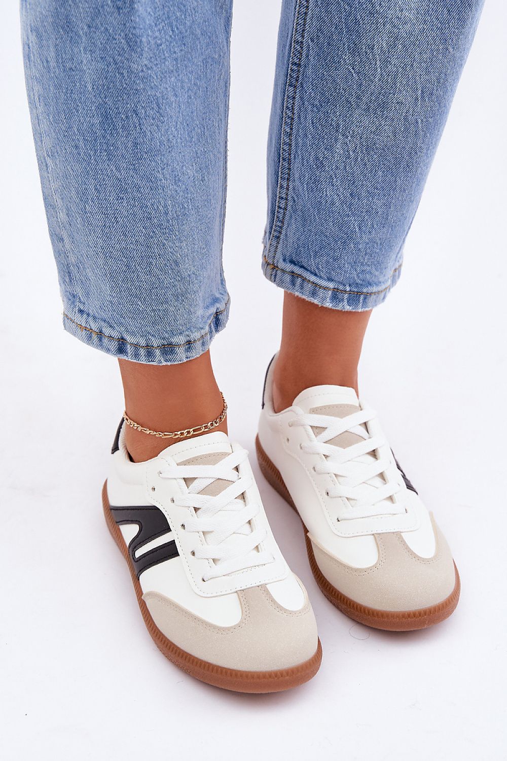 White/Neutral/Black Fashion Sneakers