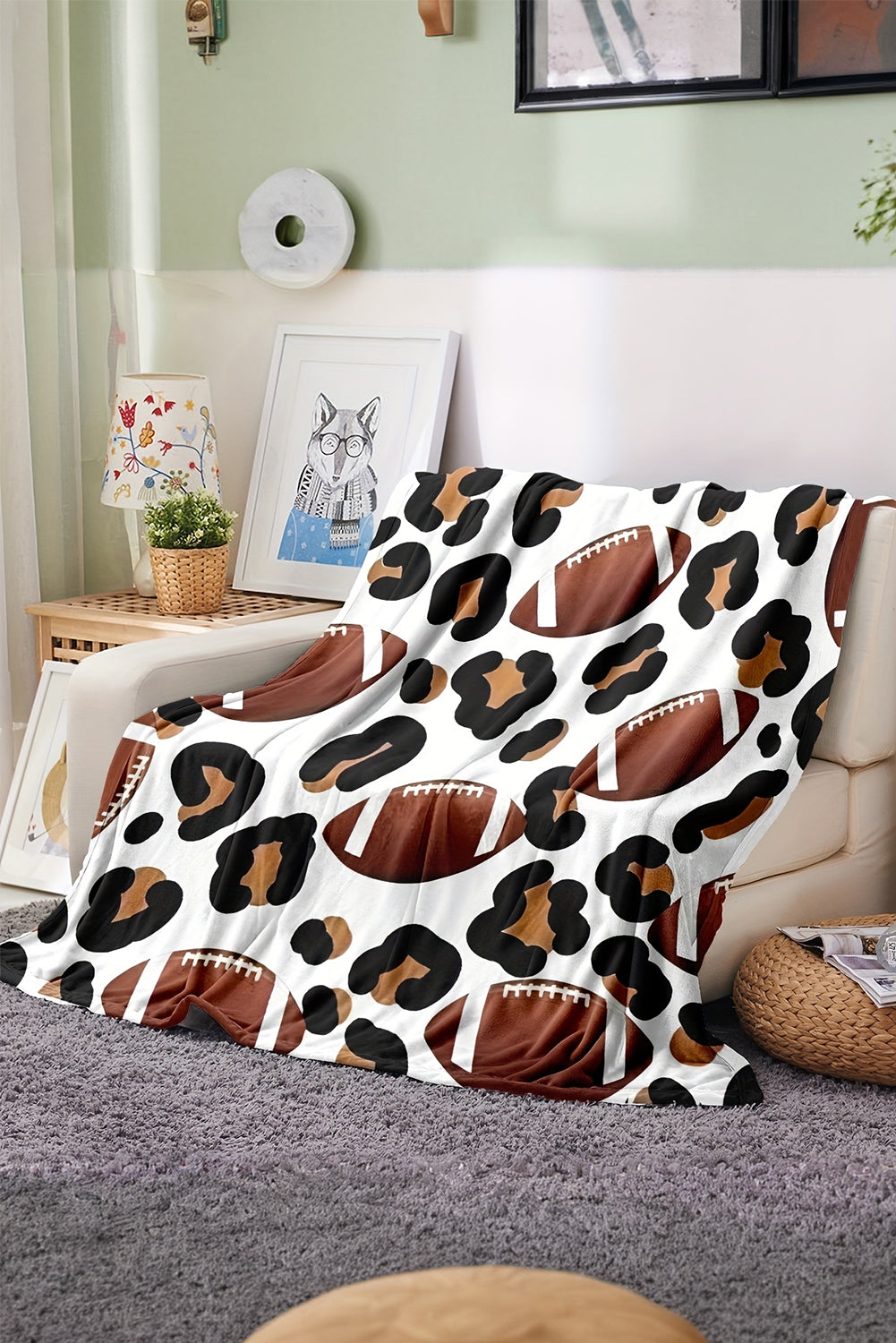 White Leopard & Football Print Flannel Blanket 130*150cm