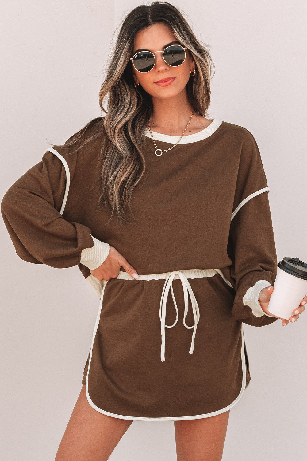 Evergreen Color Contrast Loose Pullover and Lace-up Waist Skort Set